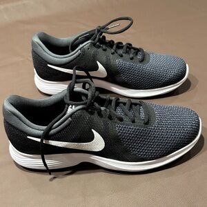 Nike Men's Black and Blue Athletic Shoes
